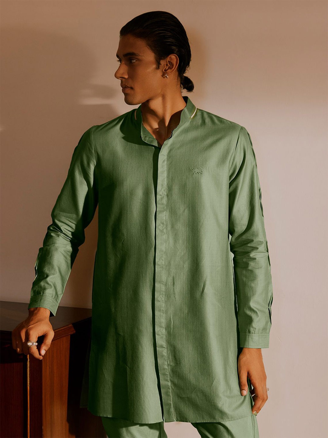 

Andamen Shirt Collar Cotton Straight Kurta, Green