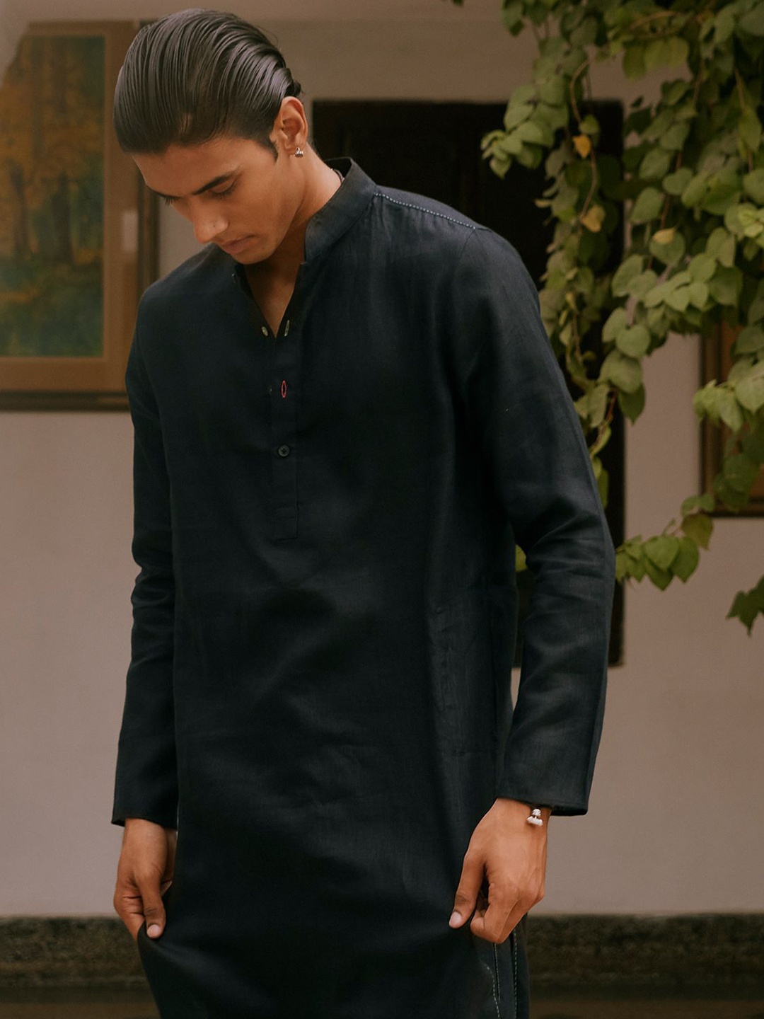 

Andamen Mandarin Collar Cotton Straight Kurta, Black