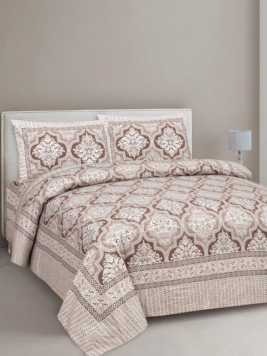 

CLOTHOLOGY Brown & Beige Ethnic Motifs 180 TC King Bedsheet with 2 Pillow Covers