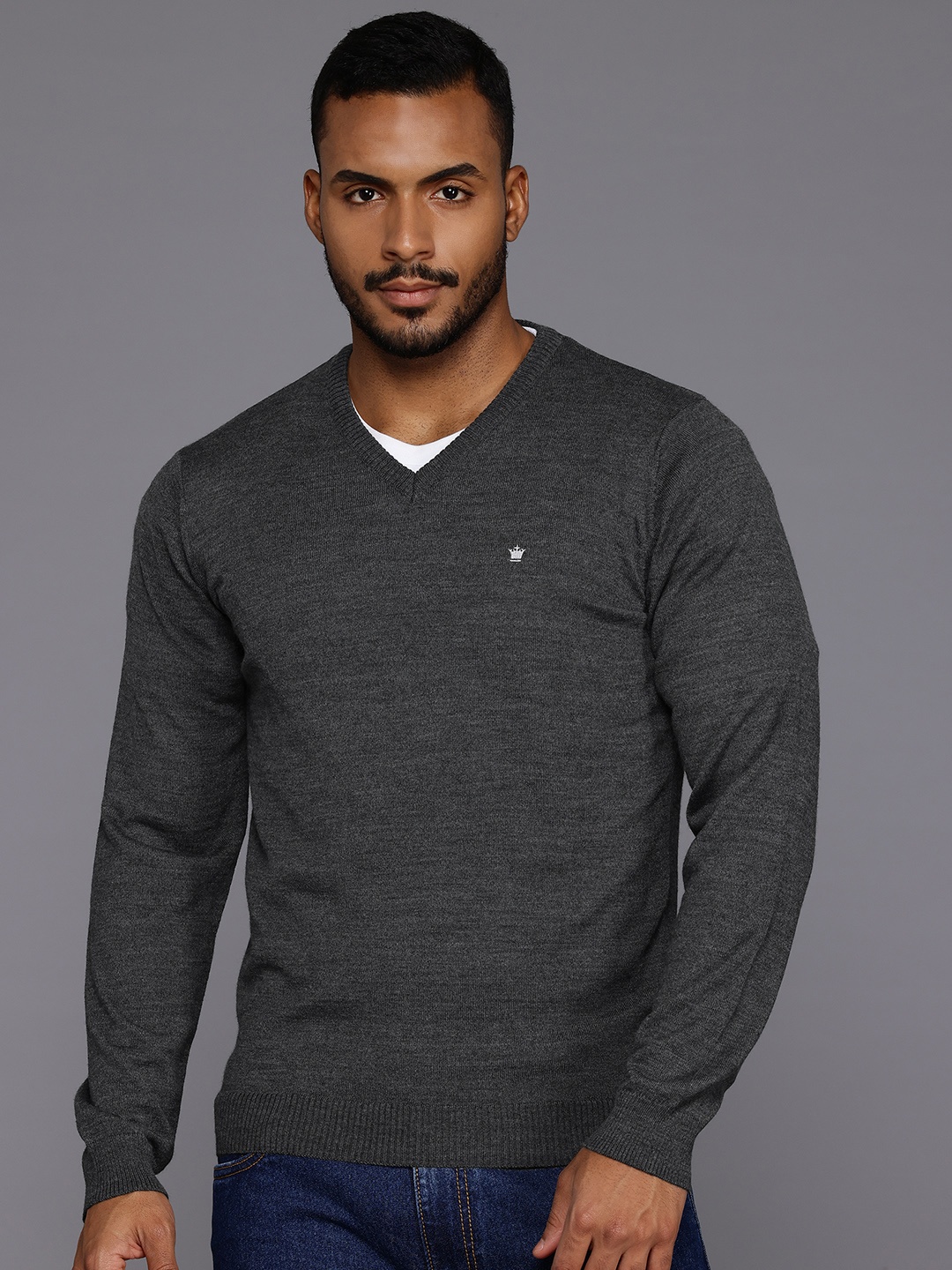 

Louis Philippe Men V-Neck Pullover, Charcoal