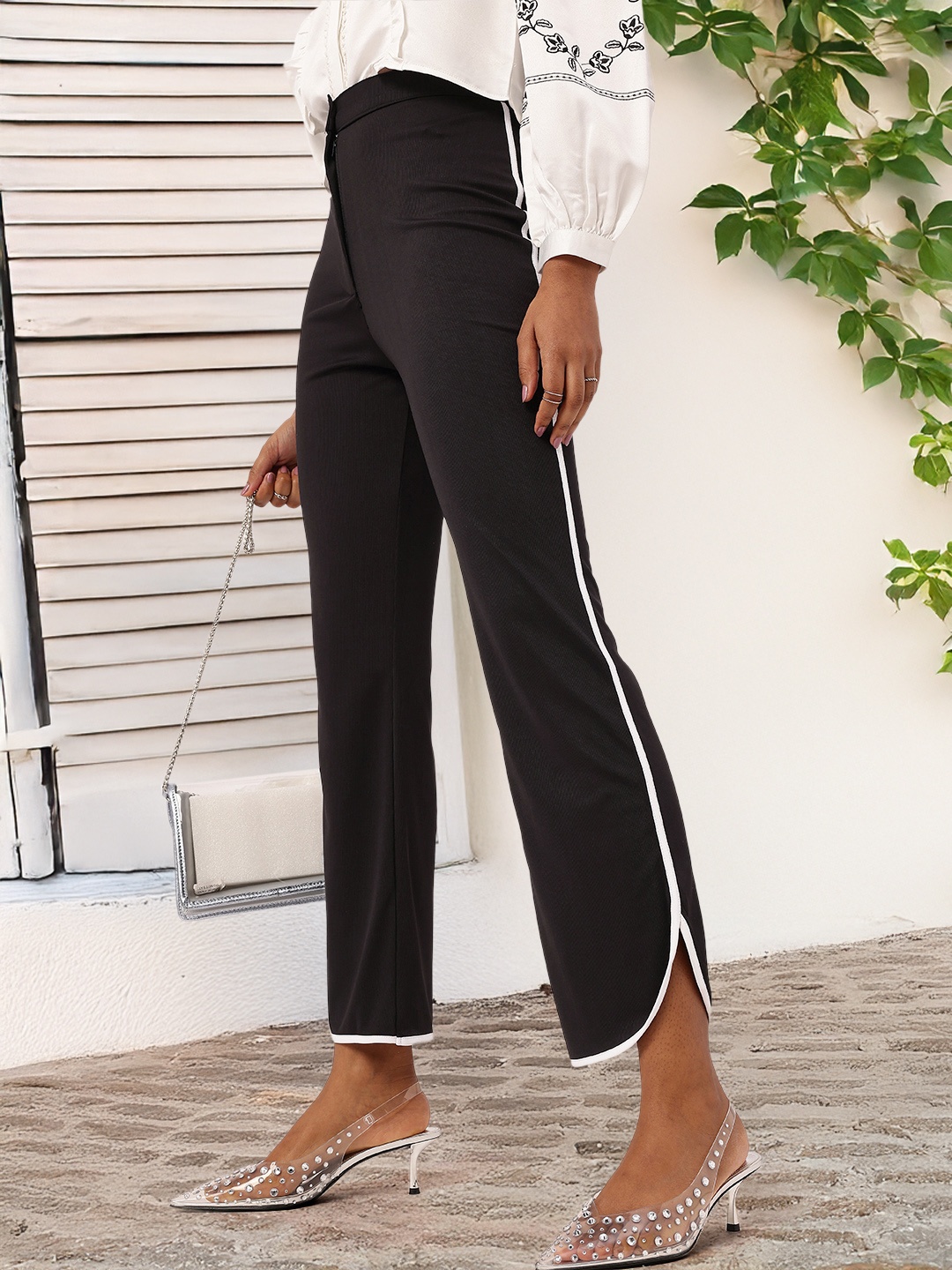

DressBerry Women Retro Luxe Ribbed High Rise Slit Detailed Trousers, Black