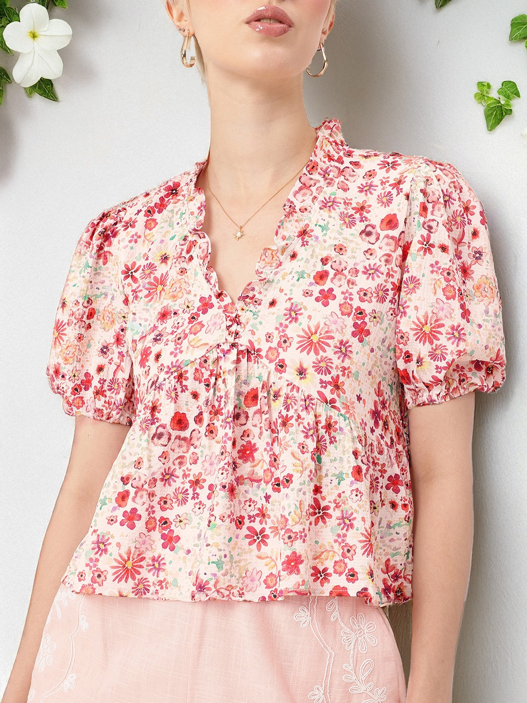 

DressBerry Cute Feminine Puff Sleeves Gathers Floral Printed A-Line Crop Top, White
