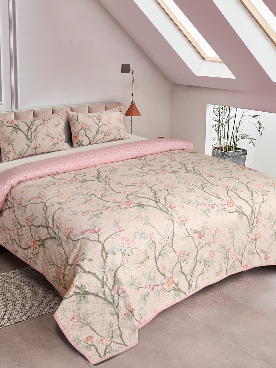 

DREAM WEAVERZ Beige & Green Floral Printed Bed Cover With 2 Pillow, Pink