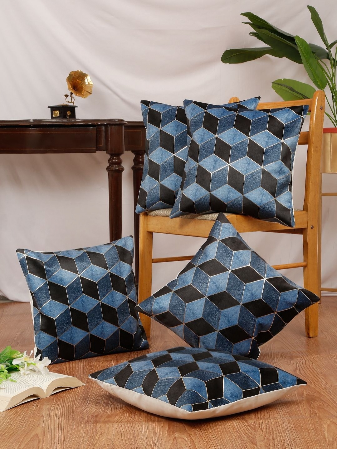 

DREAM WEAVERZ Blue 5Pcs Printed & Embroidered Gold Toned Foil Velvet Square Cushion Covers