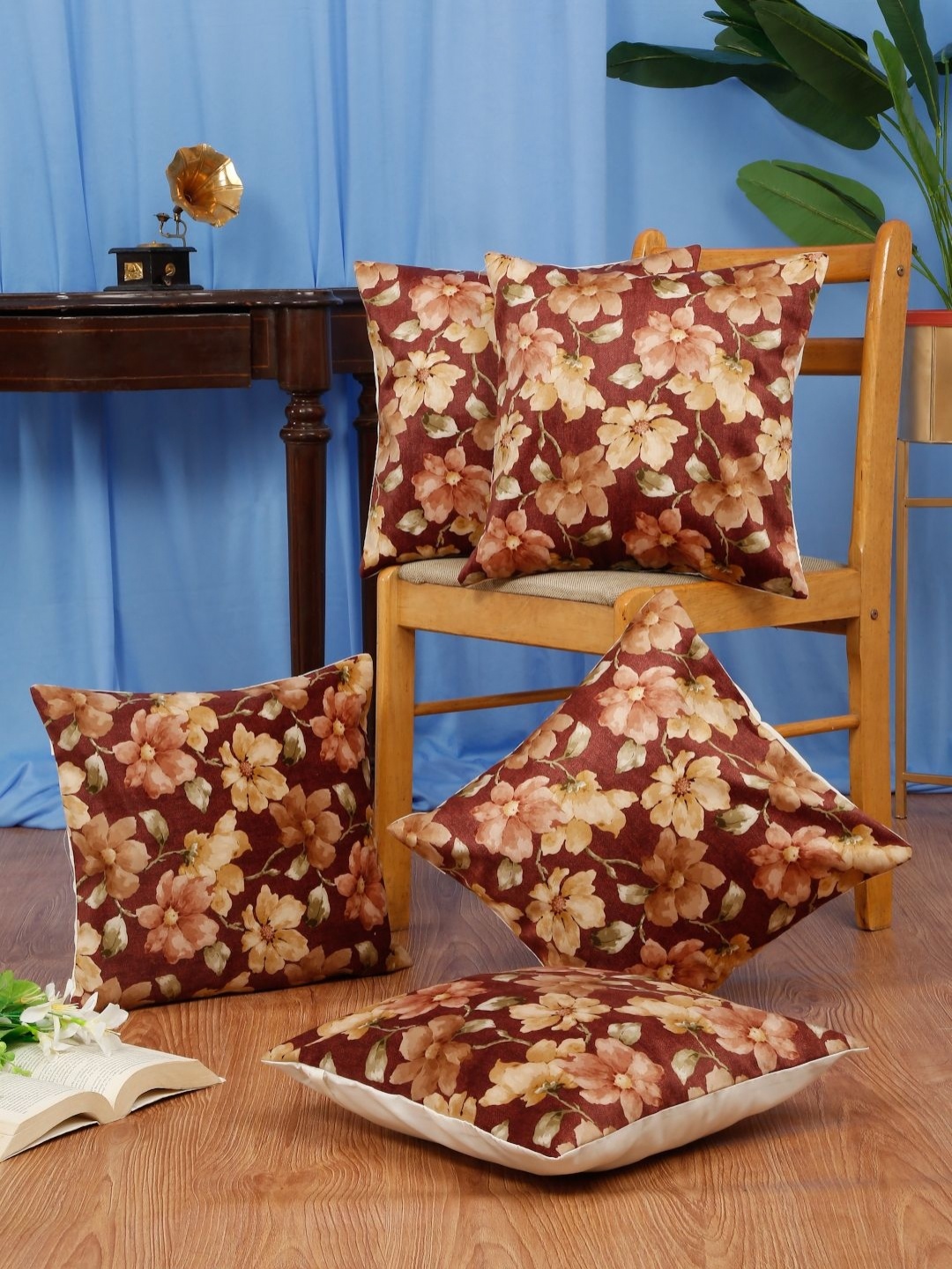 

DREAM WEAVERZ Maroon & Gold-Toned 5 Pieces Floral Printed Velvet Square Cushion Covers