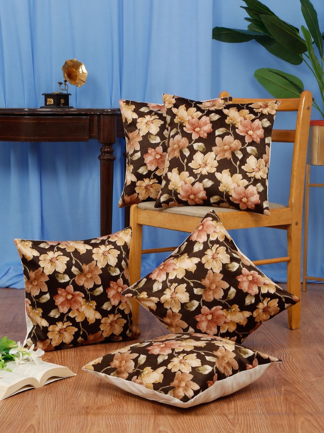 

DREAM WEAVERZ Brown & Green 5 Pieces Floral Velvet Square Cushion Covers