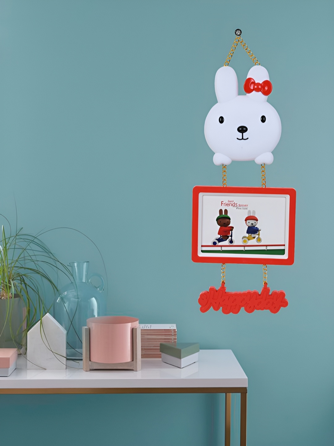 

DREAM WEAVERZ Red & White 3 Tier Hanging Teddy Wall Photo Frame