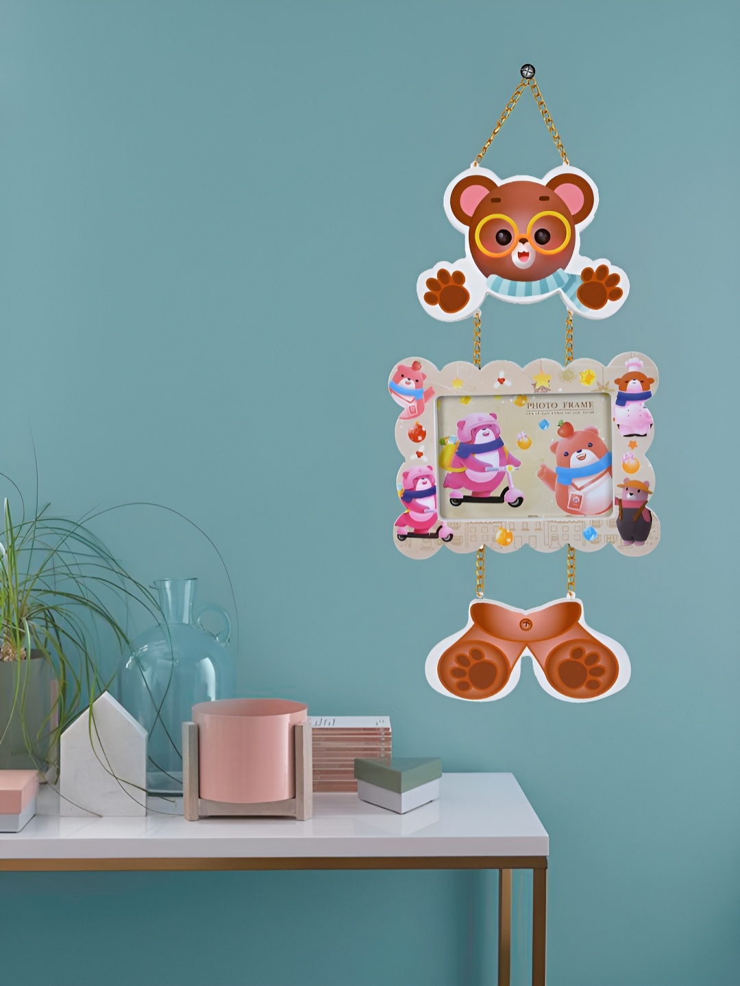 

DREAM WEAVERZ Brown & Pink Printed 3 Tier Hanging Teddy Wall Photo Frame