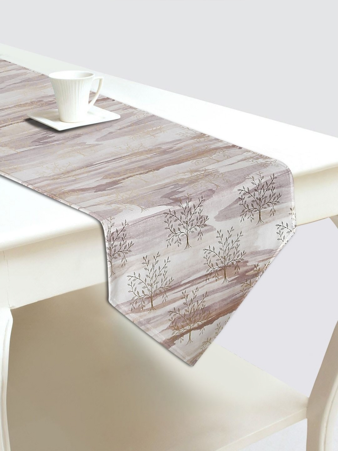 

DREAM WEAVERZ Brown & White Floral Printed Velvet Table Runner