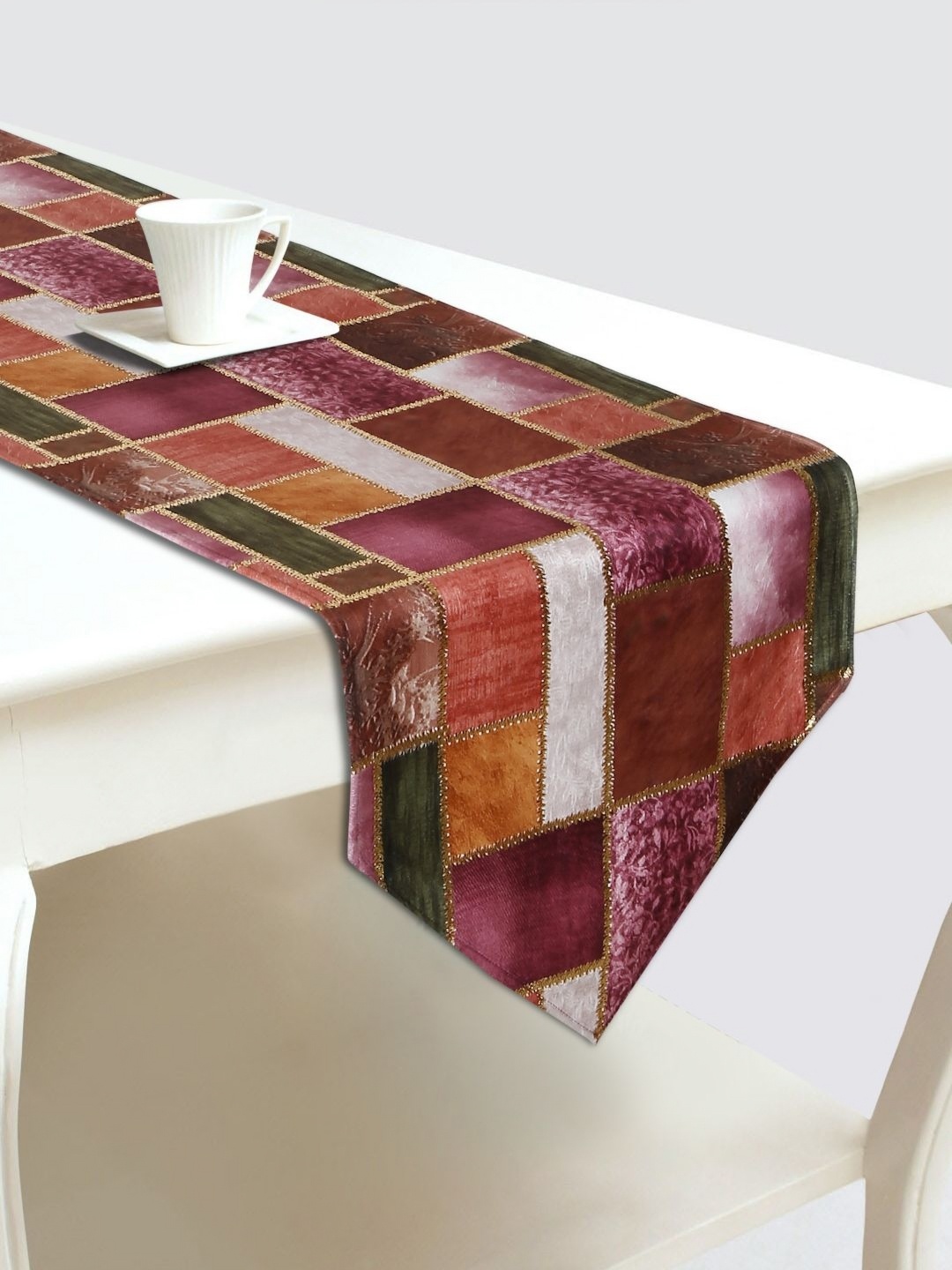 

DREAM WEAVERZ Pink & Purple Geometric Printed Velvet Table Runner