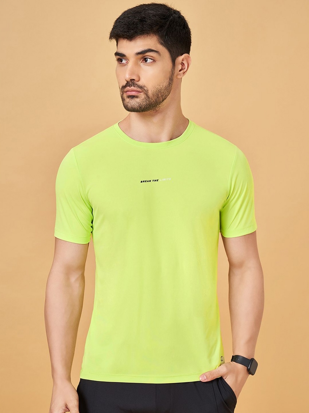 Ajile by Pantaloons Men Solid Round Neck Polyester Slim Fit Tshirt, Green