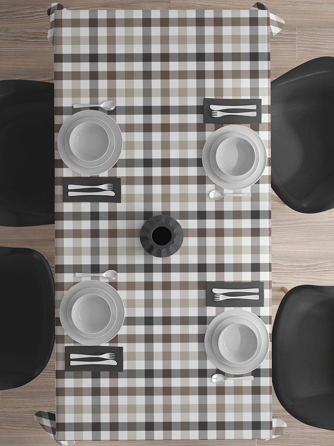 

HOME COLORS.IN Brown &White Geometric Pure Cotton 6-Seater Table Cover