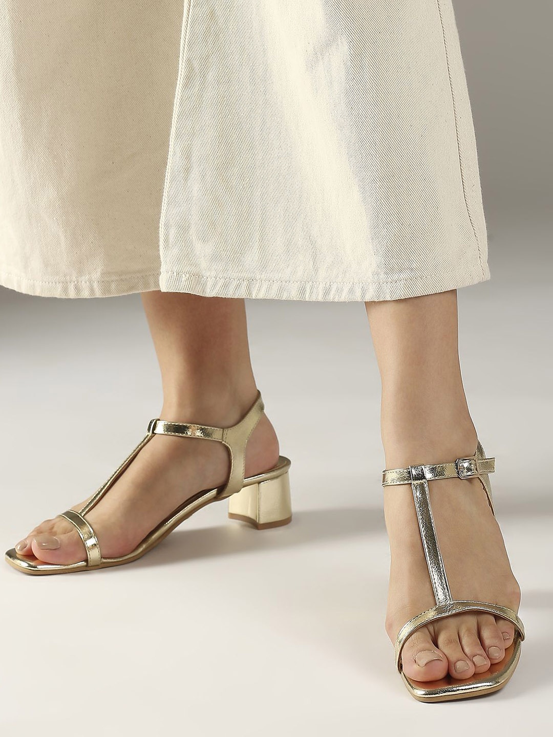 

Inc 5 Ankle Loop Party Block Heels Sandals, Gold