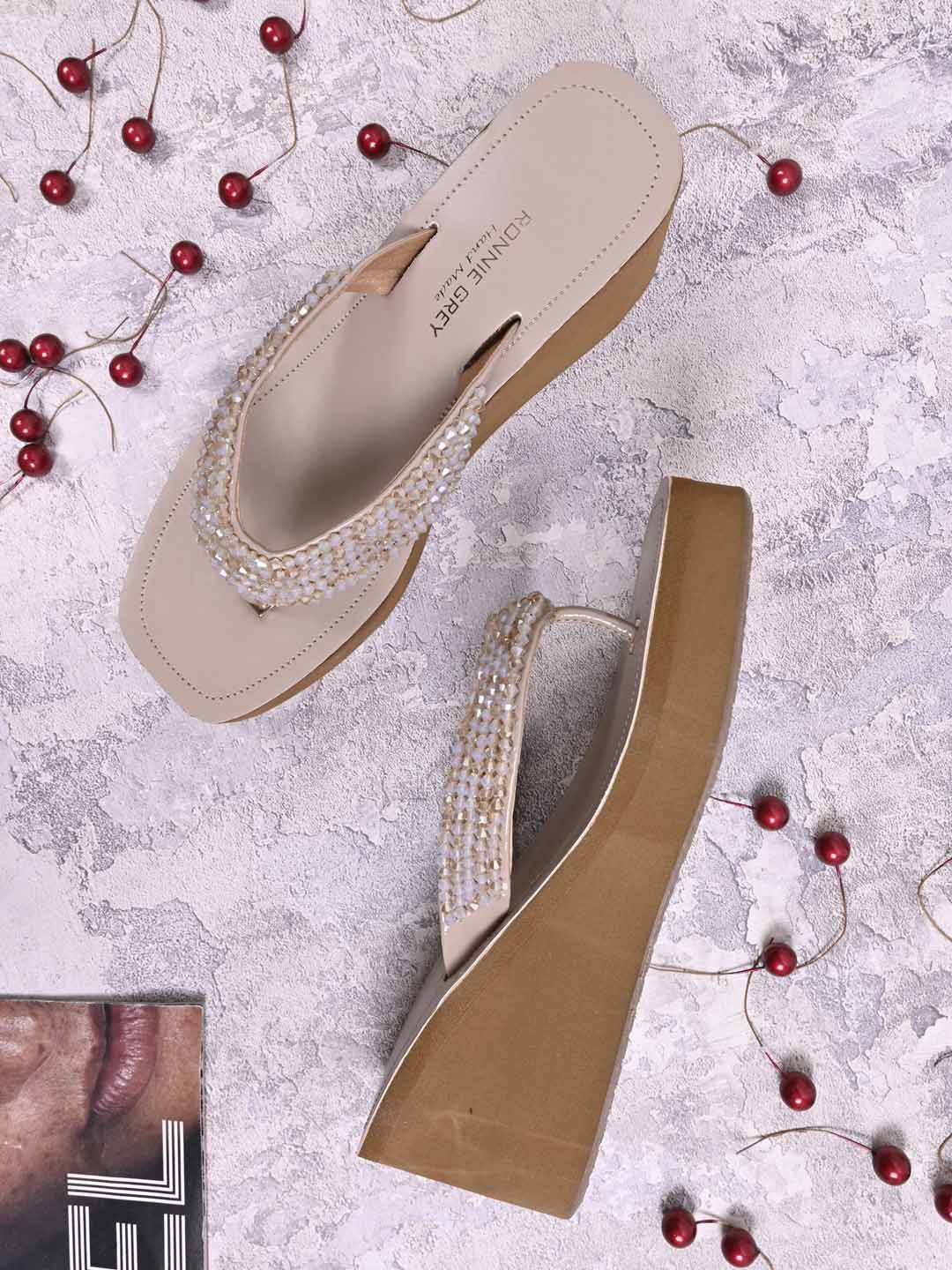 

Ronnie Grey Women Ethnic Flatform Sandals, Nude