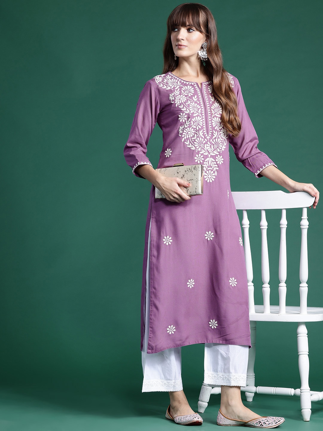 

Indo Era Women Floral Embroidered Thread Work Kurta, Lavender