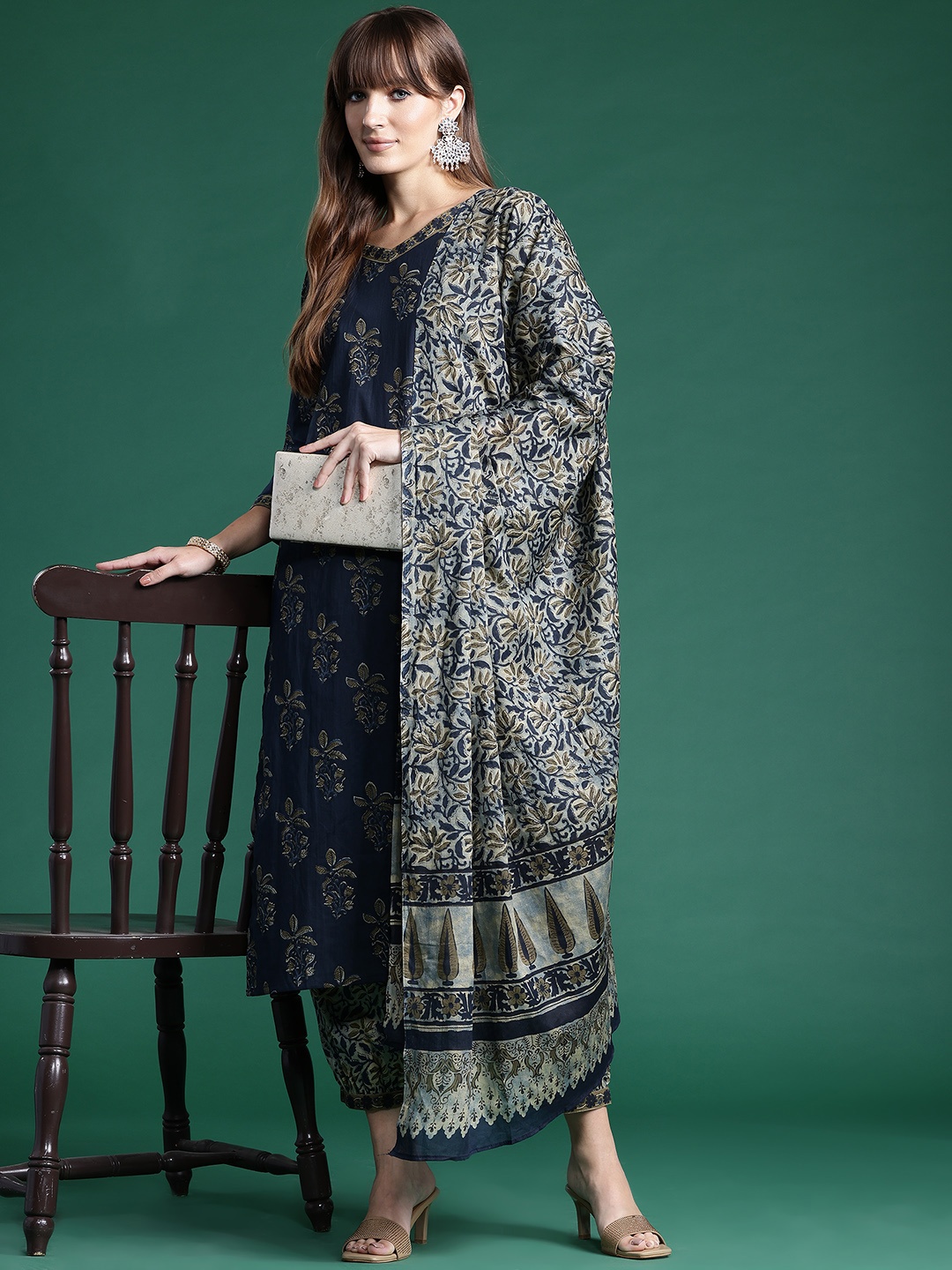 

Indo Era Floral Printed Pure Cotton Kurta With Salwar & Dupatta, Navy blue