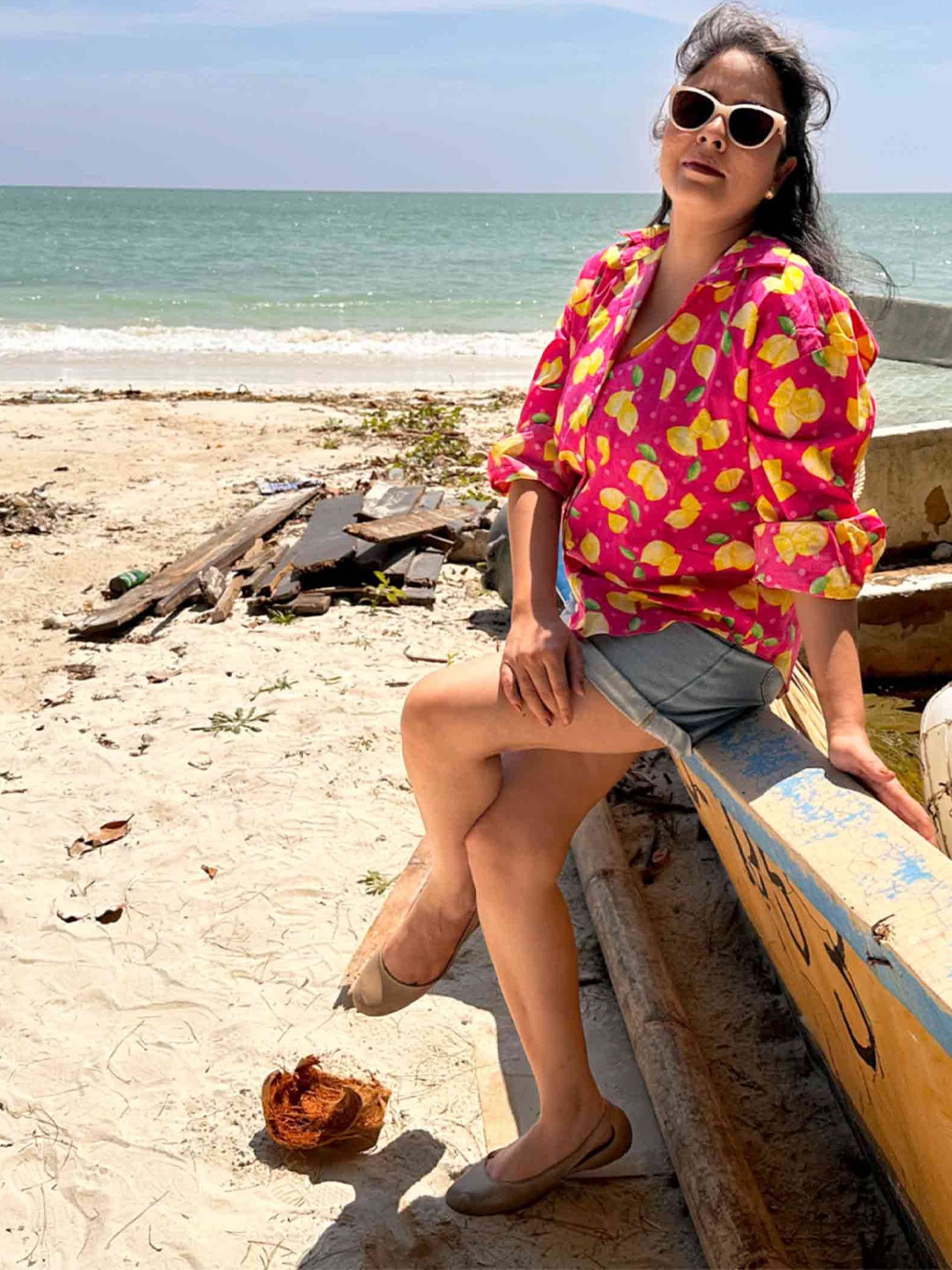 

Sundarii Women Opaque Printed Casual Shirt, Pink