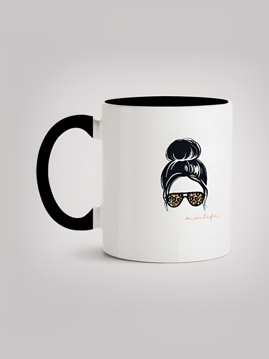 

MOTIVATE BOX White & Black Ceramic Printed Mugs 330 ml