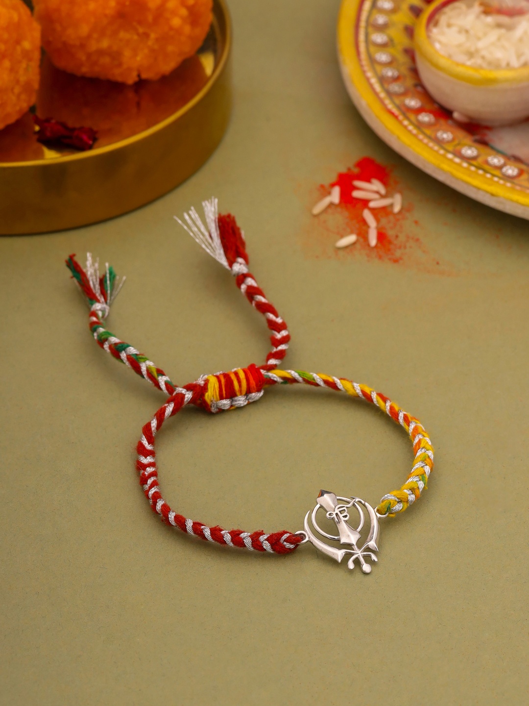 

Kicky And Perky Men 925 Sterling Silver Sikh Symbol Rakhi