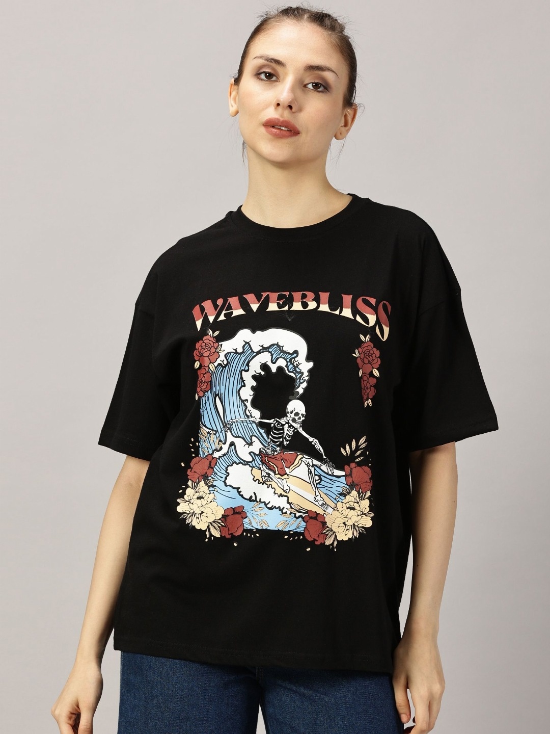 

THE HOLLANDER Women Graphic Printed Round Neck Cotton Oversized T-Shirt, Black