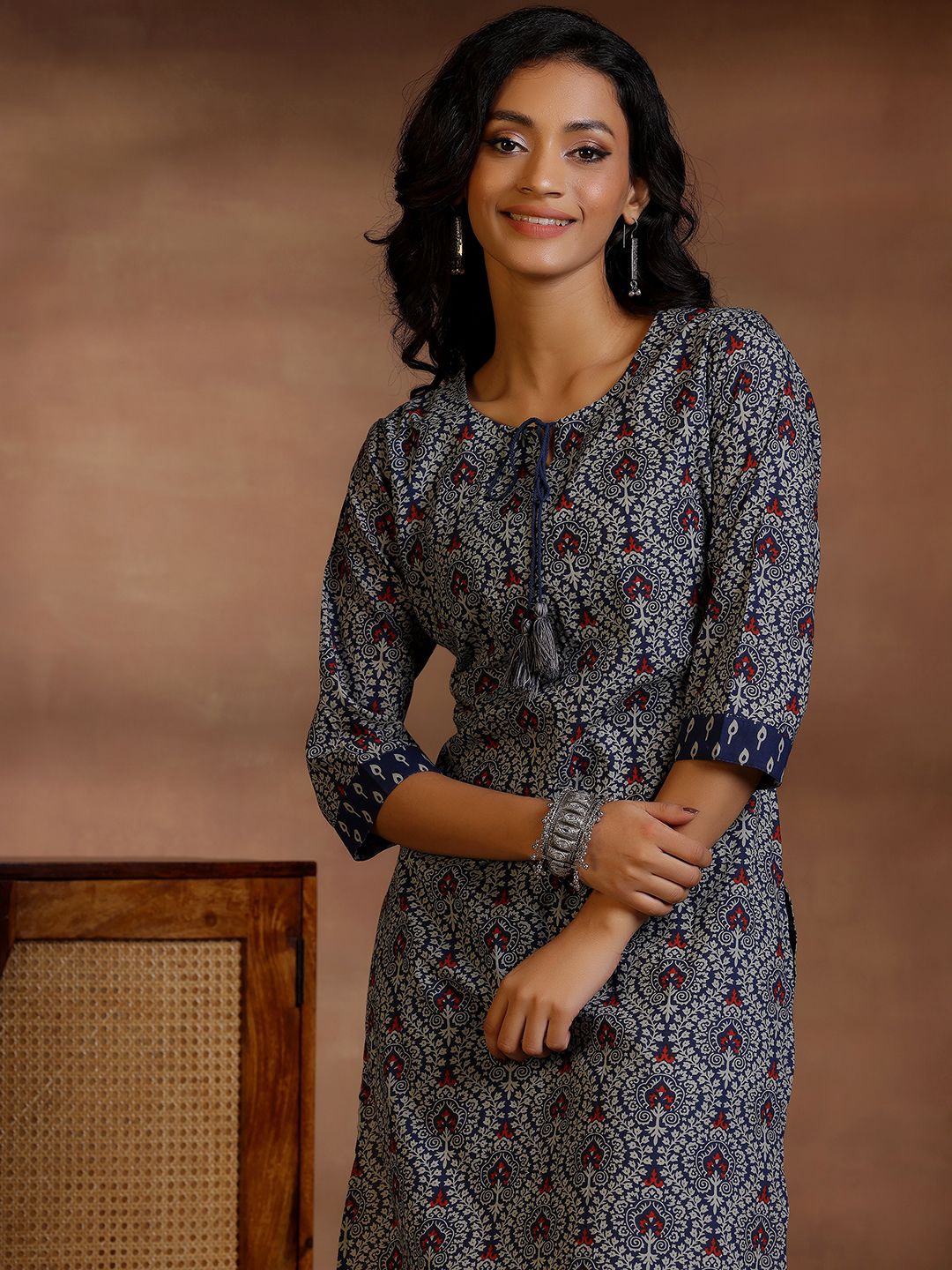 

Libas Floral Printed Tie-Up Neck Pure Cotton Straight Kurta With Trousers, Blue