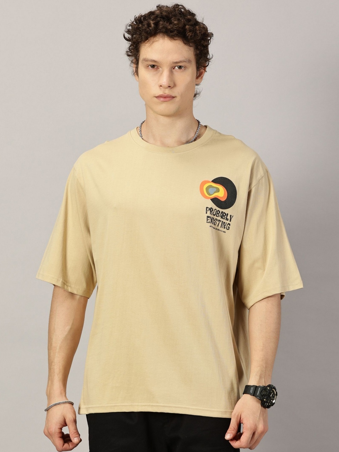 

THE HOLLANDER Men Typography Printed Raw Edge T-shirt, Cream