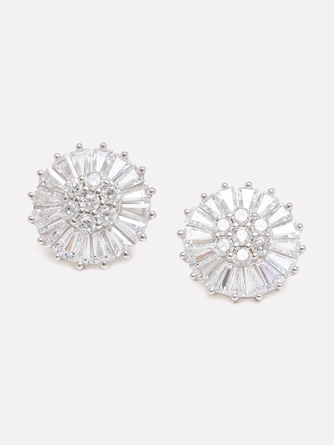 

JUPRA Silver Round Wheel Studded Cut Stone studd 925 Sterling Silver Earrings