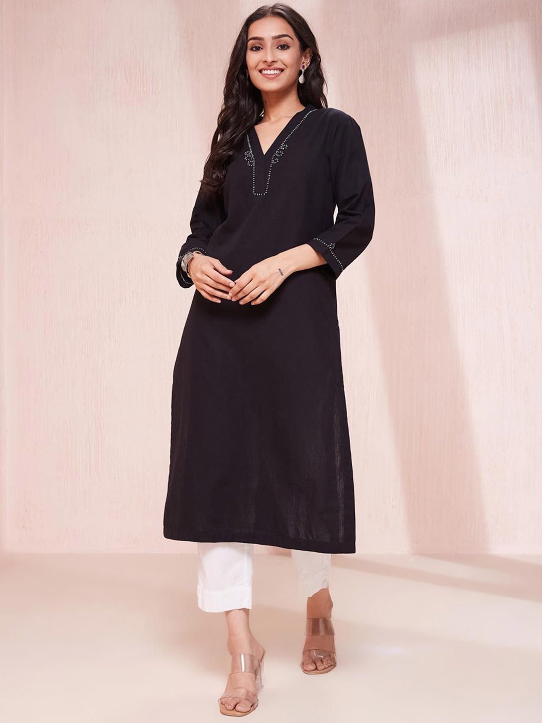 

Fabindia V-Neck Knitted Weave Thread Work Straight Kurta, Black