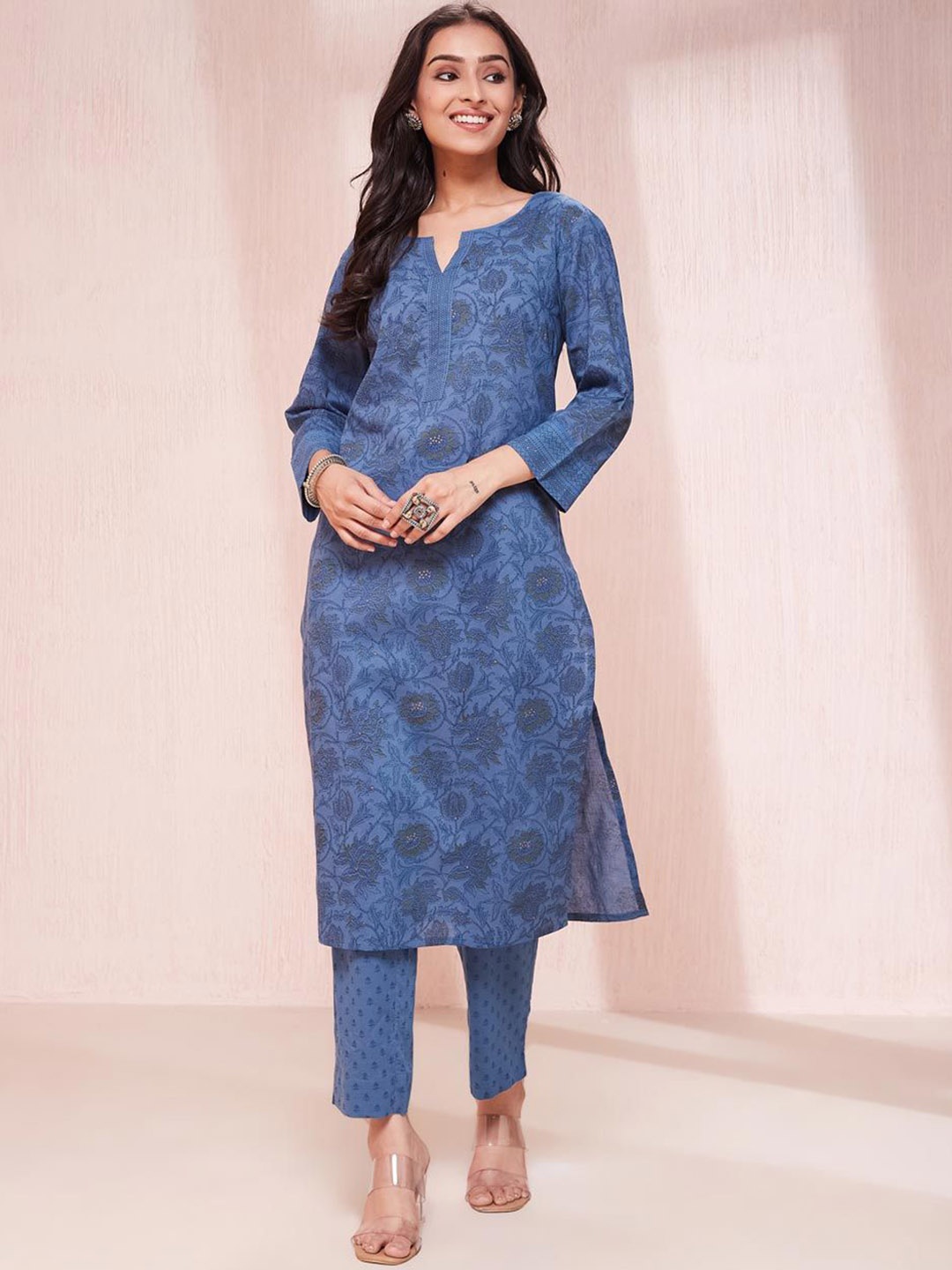 

Fabindia Floral Printed Pure Cotton Straight Kurta with Trousers, Blue