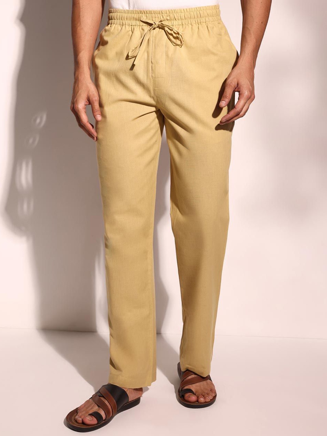 

Fabindia Men Regular Fit Chinos Trousers, Beige