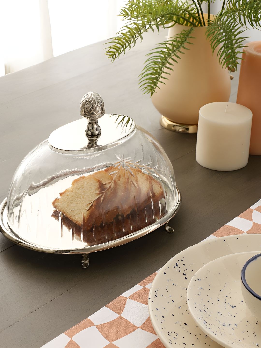 

Decor de Maison Silver Toned & Transparent Leafy Cake Stand With Glass Dome