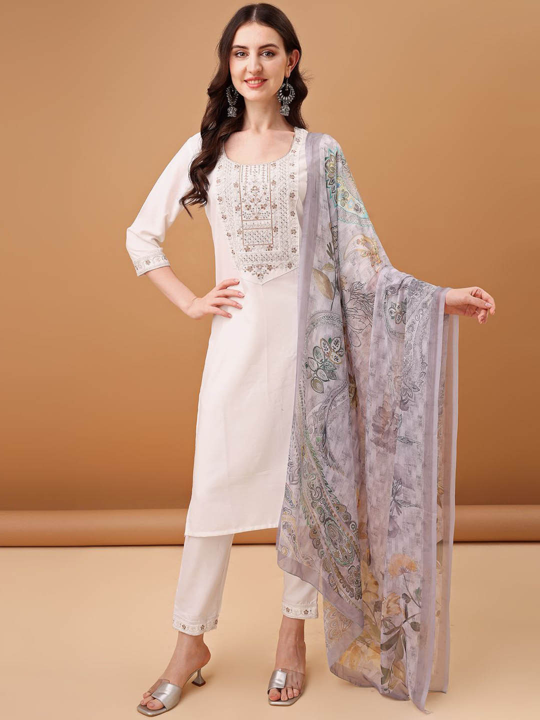 

GORGONE Floral Embroidered Round Neck Straight Kurta With Trousers & Dupatta, White