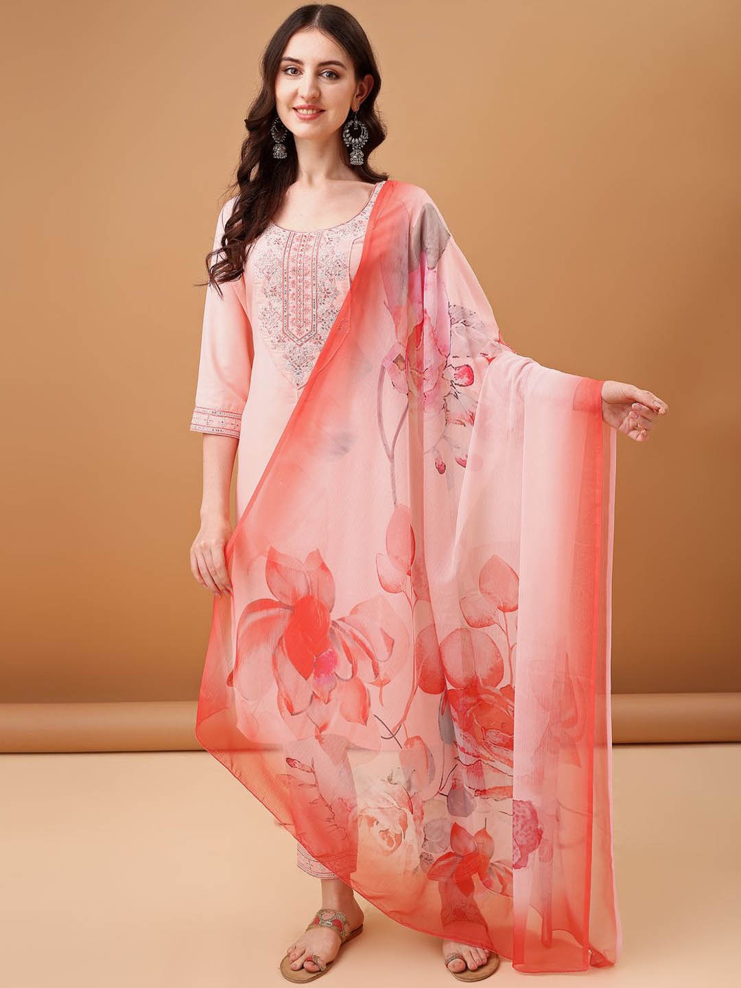 

GORGONE Floral Embroidered Sequinned Kurta with Trousers & Dupatta, Peach