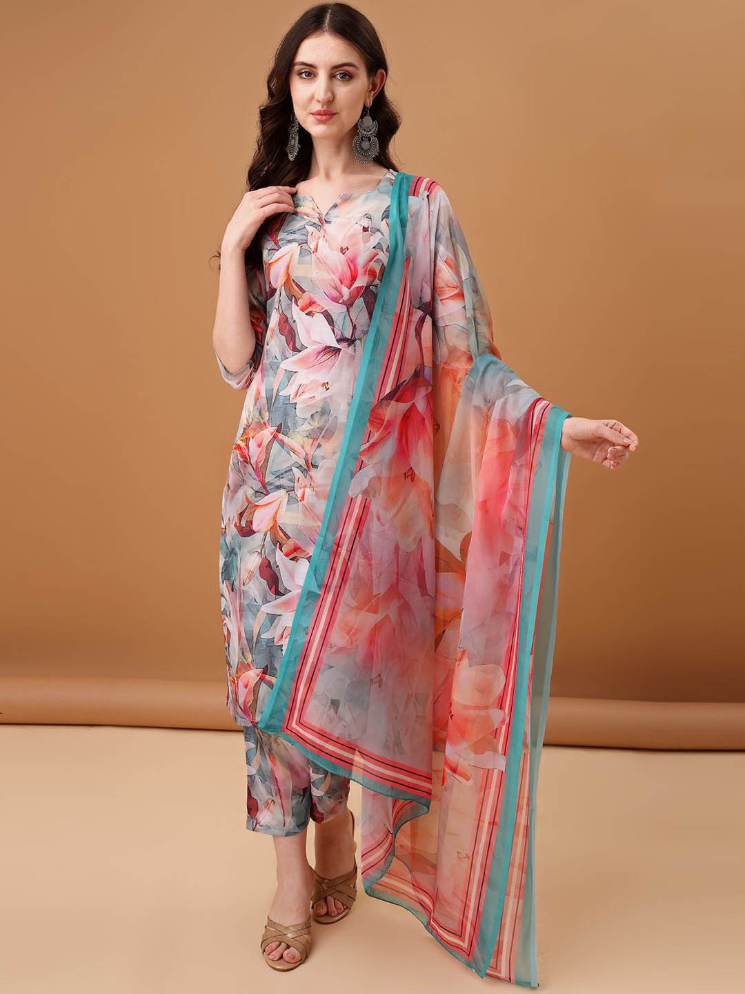 

GORGONE Floral Printed Regular Kurta with Trousers & Dupatta, White