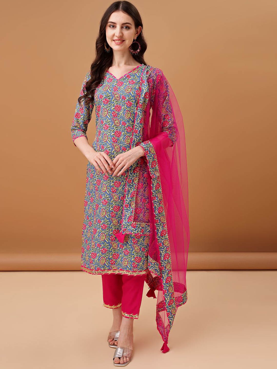

GORGONE Floral Printed Kurta with Trousers & Dupatta, Grey