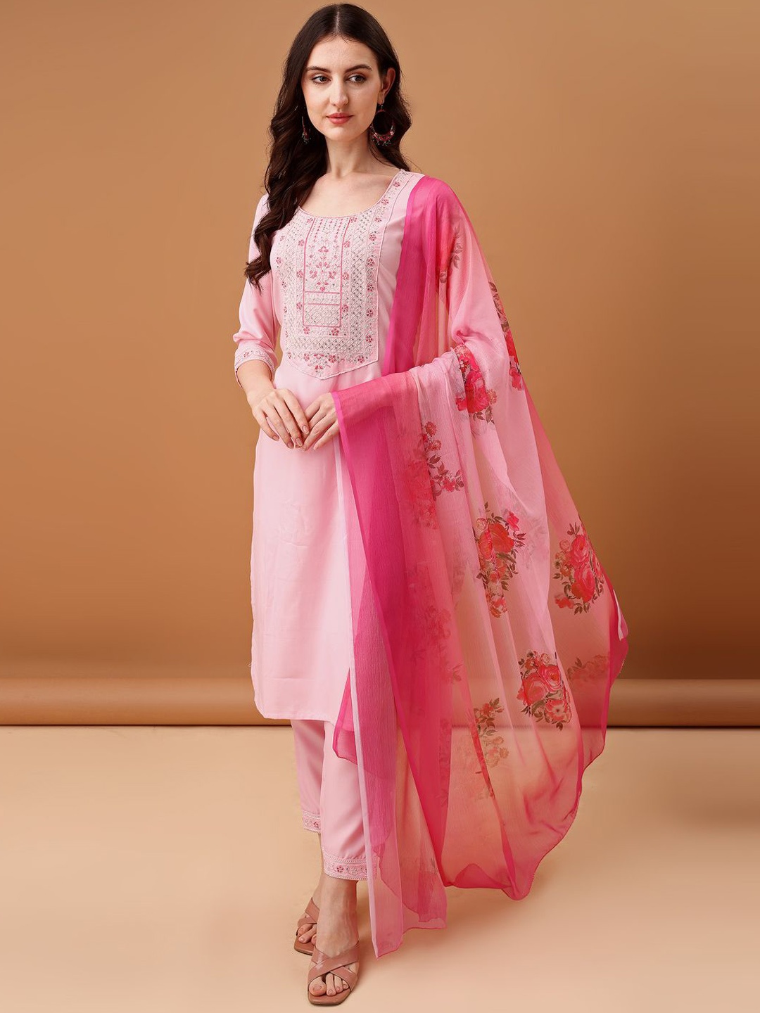 

GORGONE Floral Embroidered Sequined Kurta with Trousers & With Dupatta, Pink