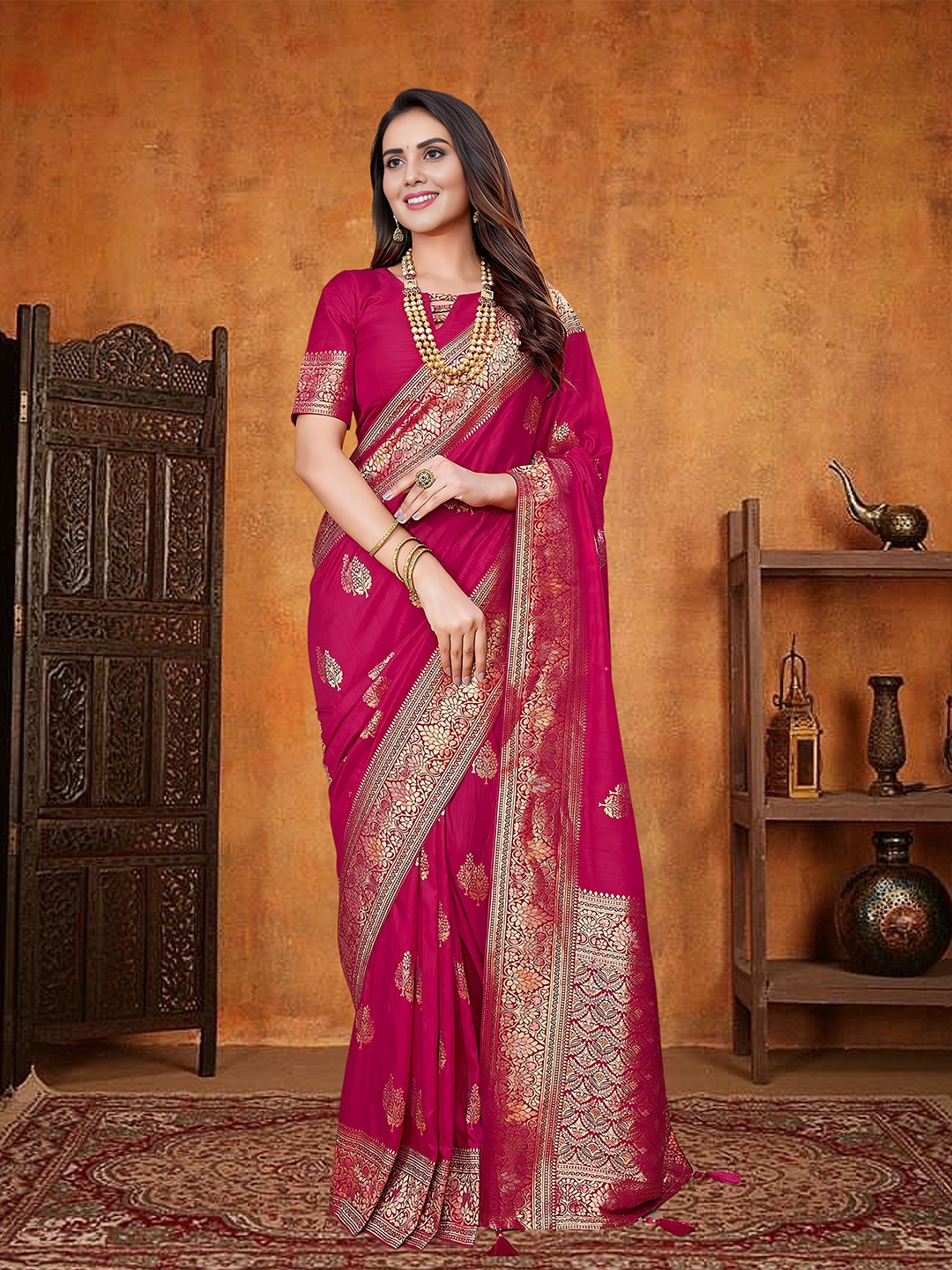 

Satrani Ethnic Motifs Zari Pure Silk Banarasi Saree, Pink