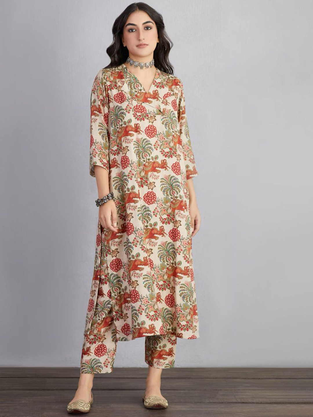 

KALINI Floral Printed V-Neck Straight Kurta With Trousers, Cream