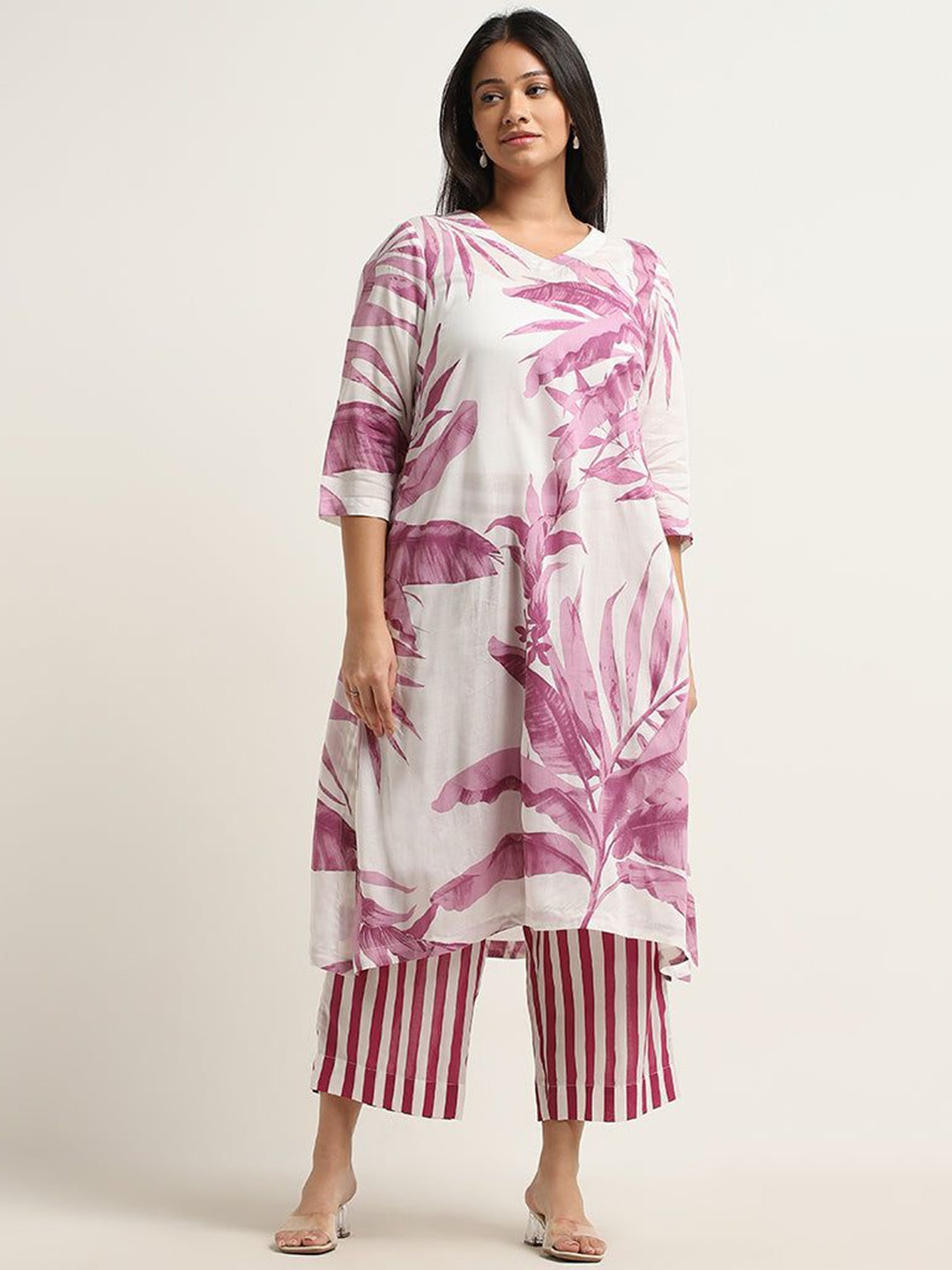 

KALINI Floral Printed V-Neck A-Line Kurta with Palazzo, White
