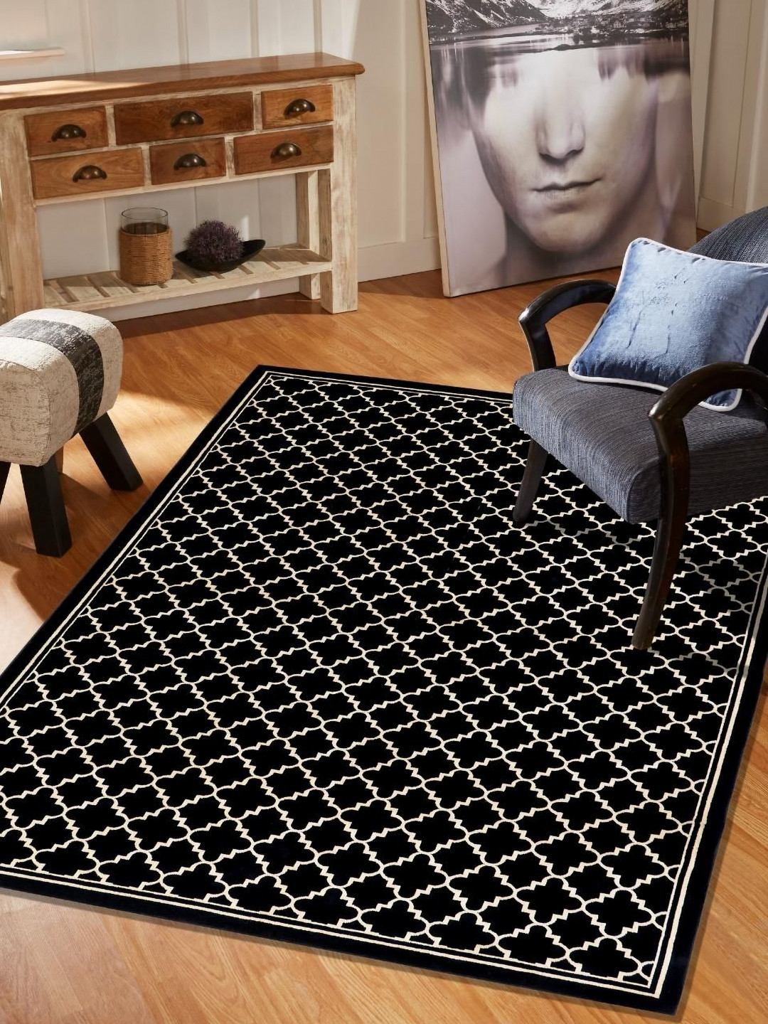 

MODEFE Black & Cream Geometric Anti-Skid Carpet