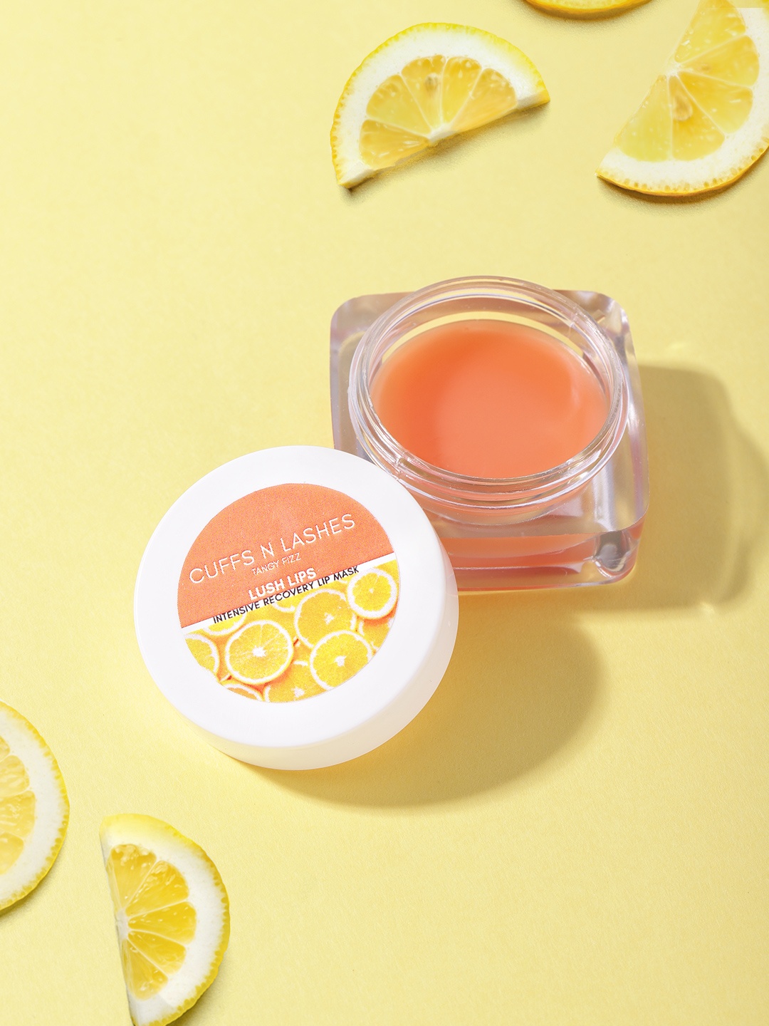 

CUFFS N LASHES Lush Lips Intensive Recovery Lip Mask - Tangy Fizz - 8g, White
