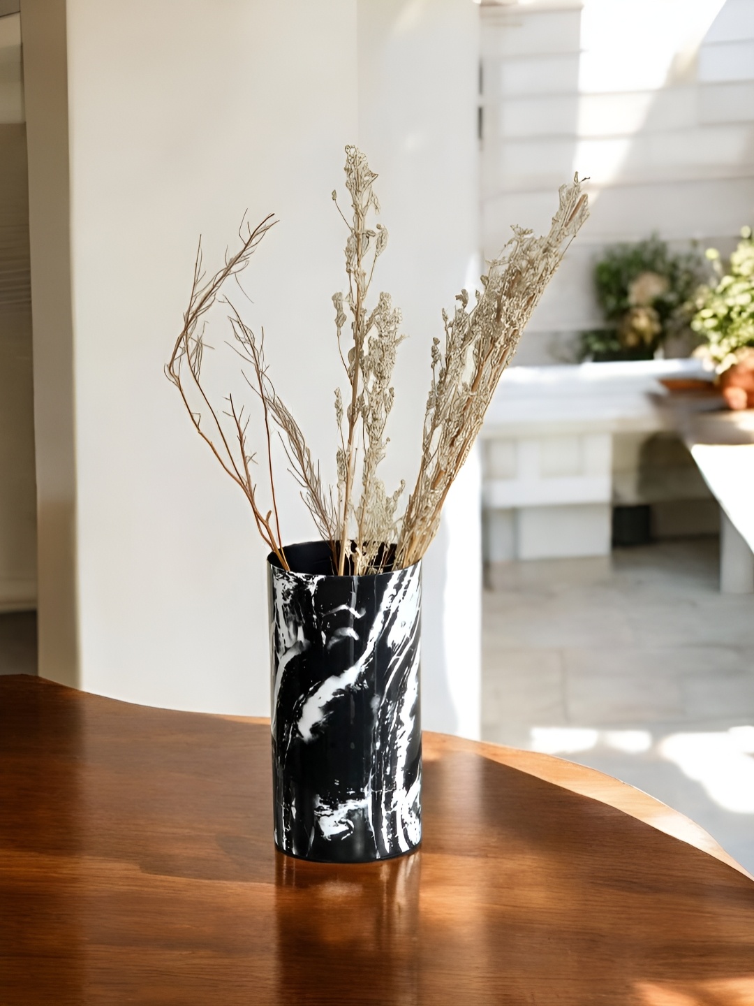 

Folkstorys Black & White Printed Cylindrical Shape Vase