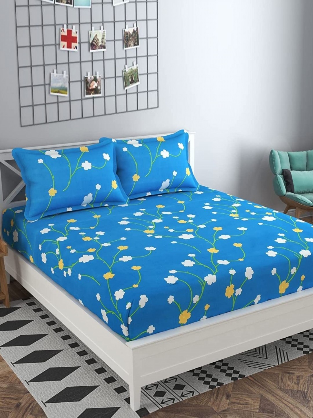 

Innovative Edge Blue Florl Printed Fitted Cotton 160 TC King Bedsheet with 2 Pillow Covers