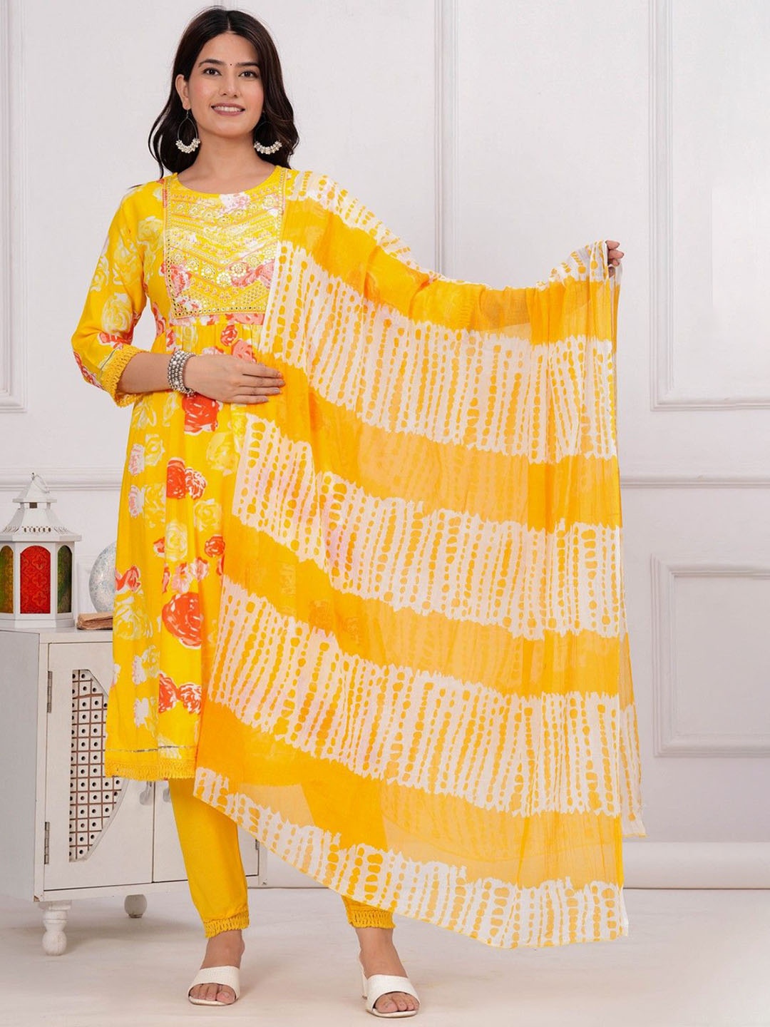 

KURTI WALA Floral Printed Mirror Work A-Line Kurta With Palazzos, Yellow