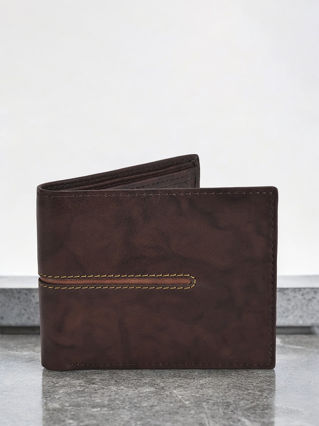 

The Roadster Lifestyle Co Men Leather Textured Two Fold Wallets, Brown