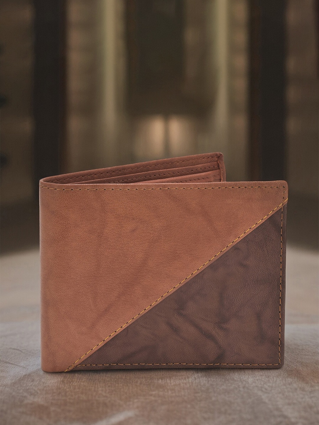 

The Roadster Lifestyle Co Men Colorblocked Full-Grain Leather Wallet, Tan