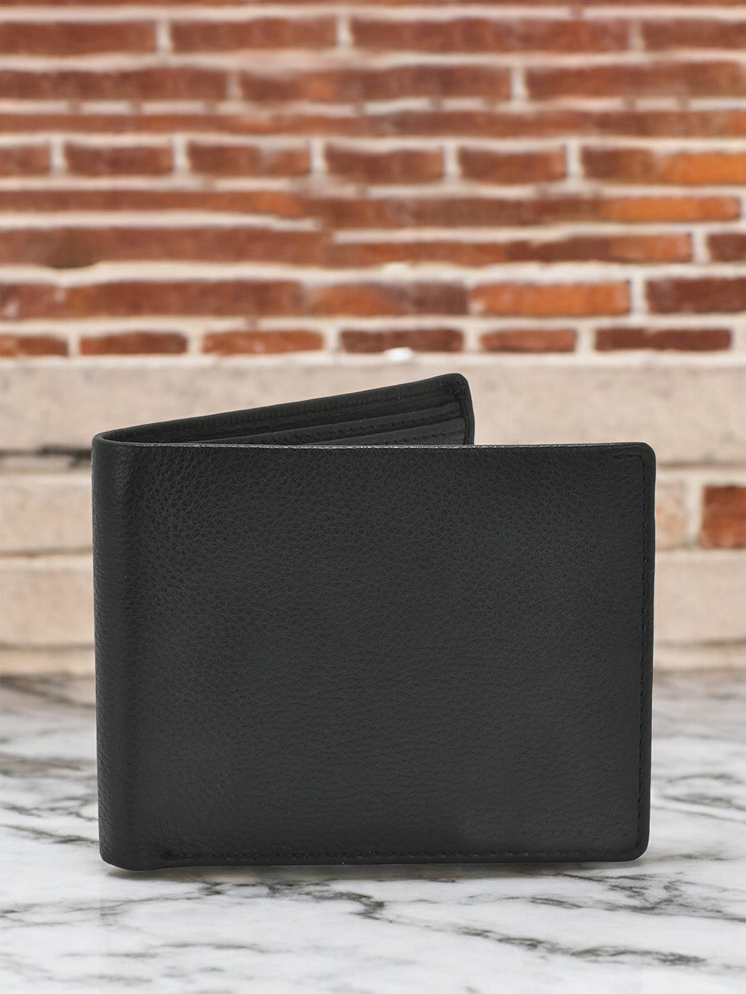 

The Roadster Lifestyle Co Men Full-Grain Leather Wallet with RFID Blocking, Black