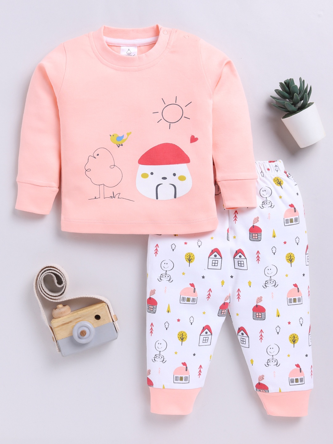 

YK X Tinyo Infant Boys Pure Cotton Printed T-shirt with Joggers, Peach