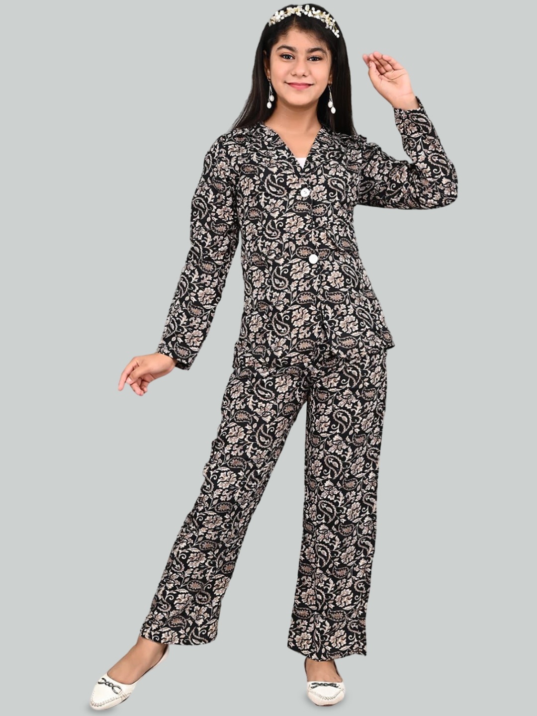 

FELLAMO Girls Floral Printed Shirt With Trousers, Black