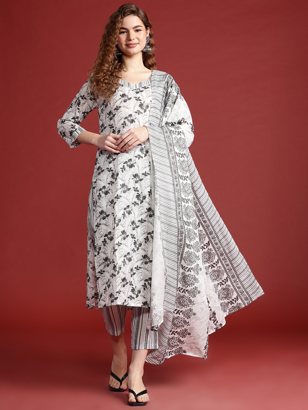 

Tikhi Imli Floral Printed Kurta With Trousers & Dupatta, White